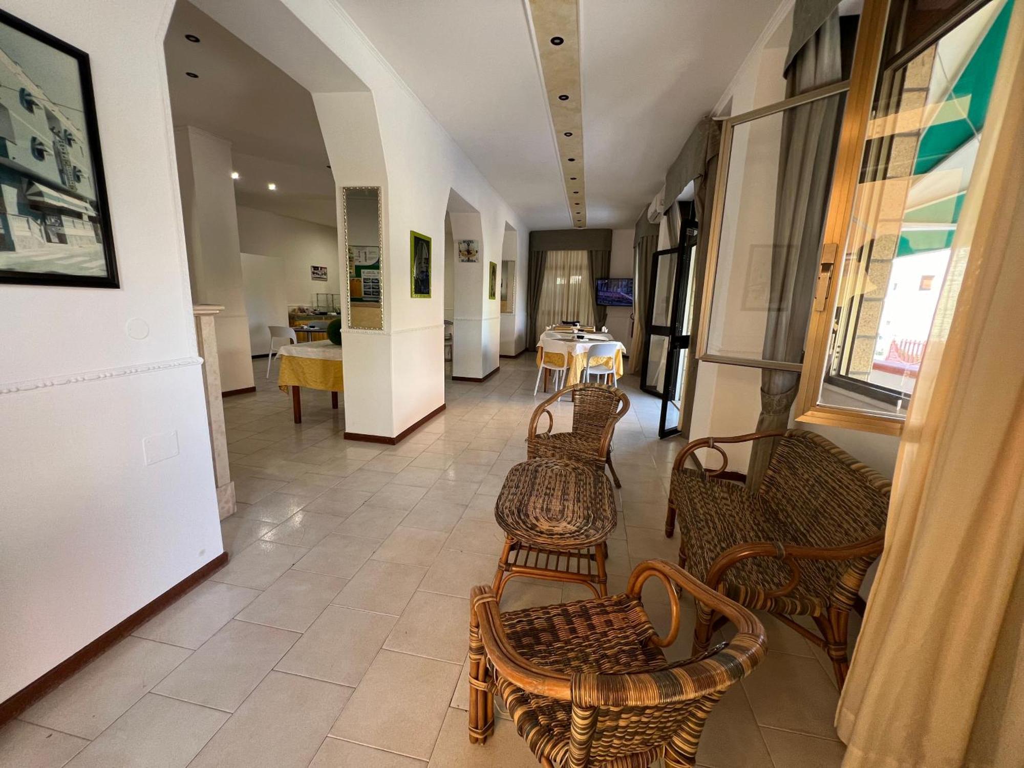 Albergo Florida Capo Rizzuto Zewnętrze zdjęcie